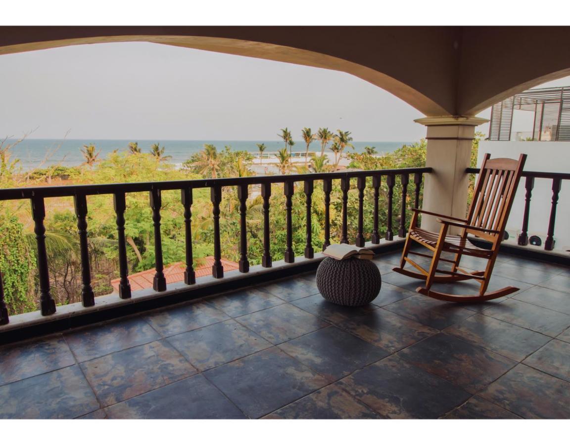 Costa Verde Luxury Seafront Villa Ченнаї Екстер'єр фото